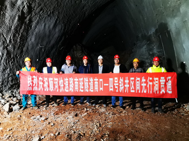 ���g22��(�й���)���¹ٷ���վ